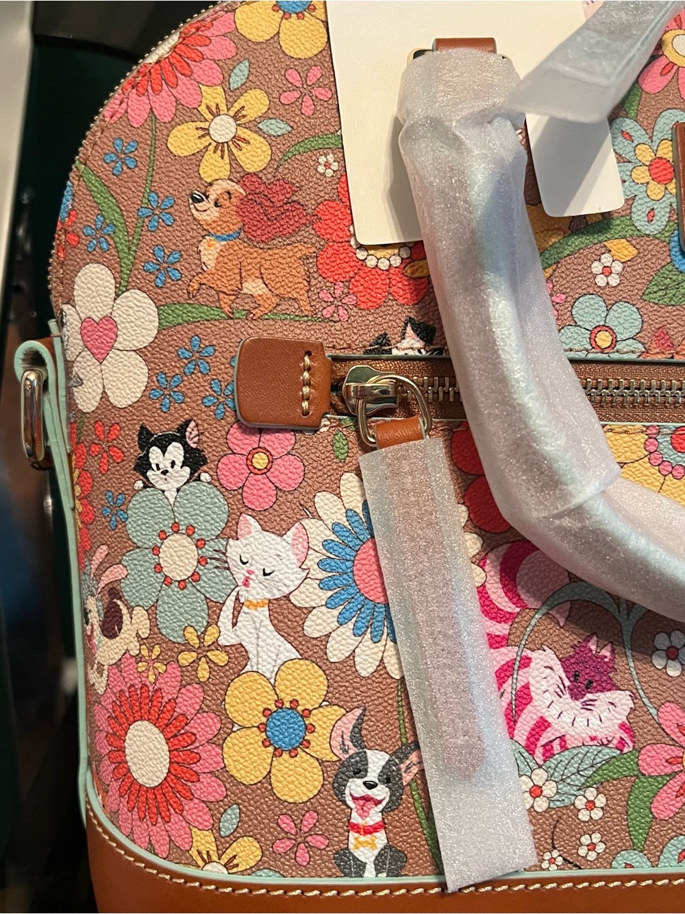 Disney Floral Pets Dooney & Bourke Medium Satchel Bag NEW With Tags RARE - Picture 3 of 9